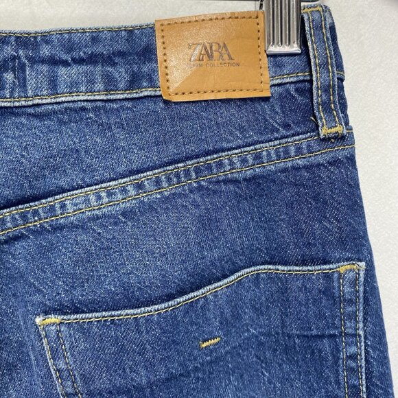 Zara High-Rise Straight Leg Slit Hem Denim Jeans Women Size 4 Medium Wash Blue - Picture 10 of 16